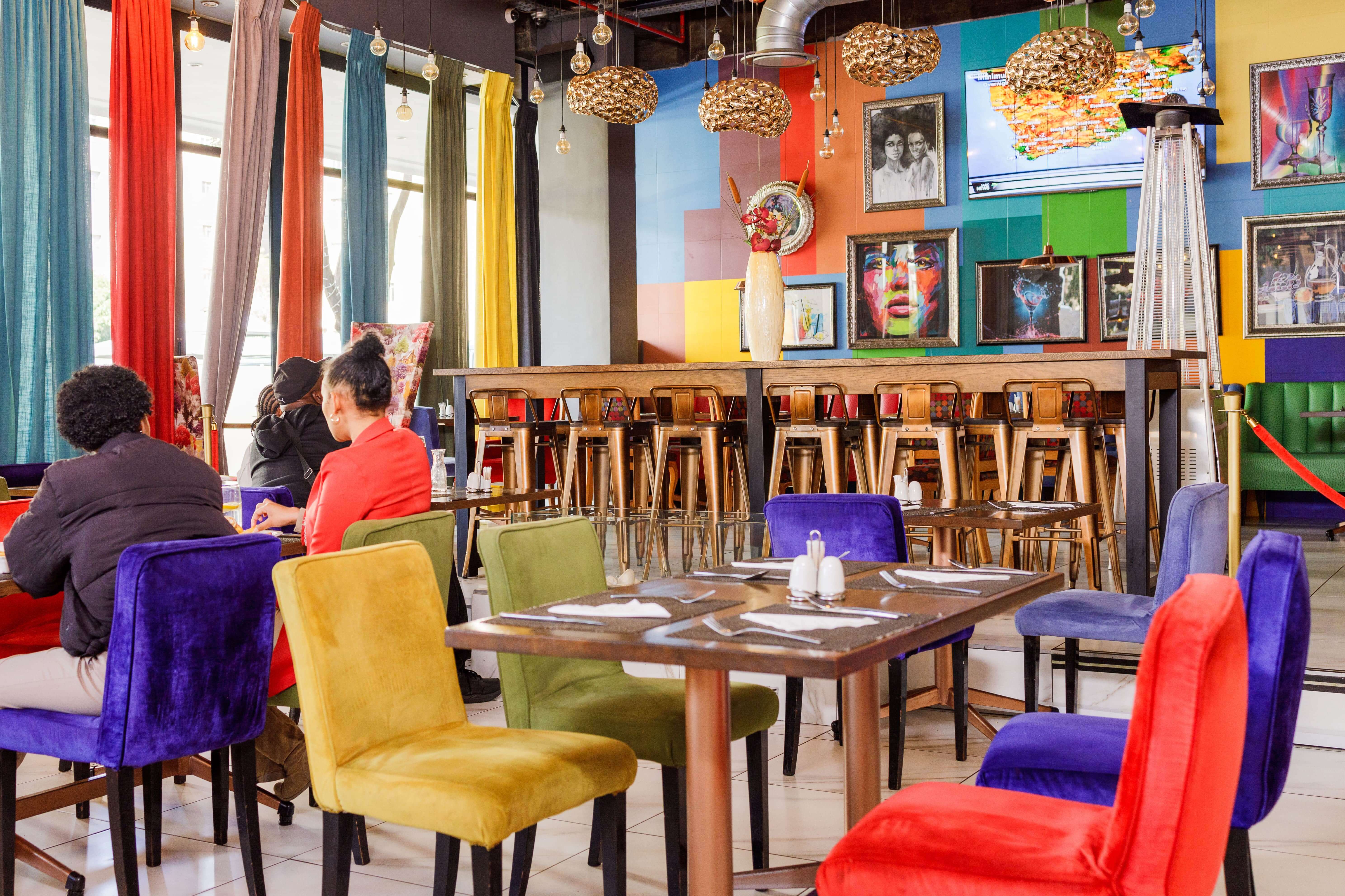 Escape Restaurant & Bar at The Reef Hotel